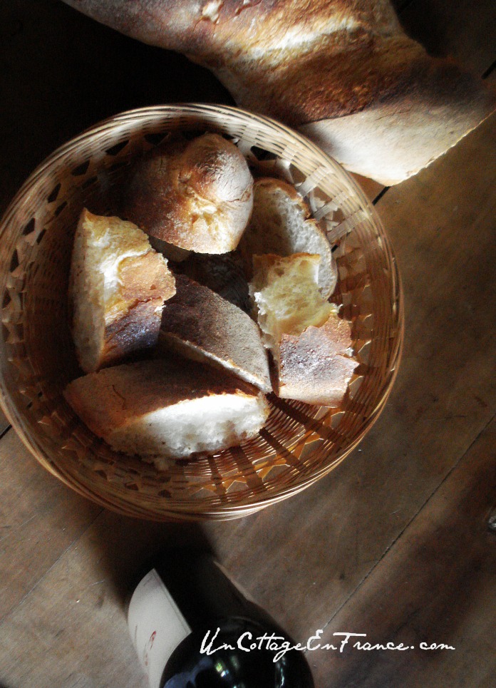 Un Cottage En France - Le pain Limousin
