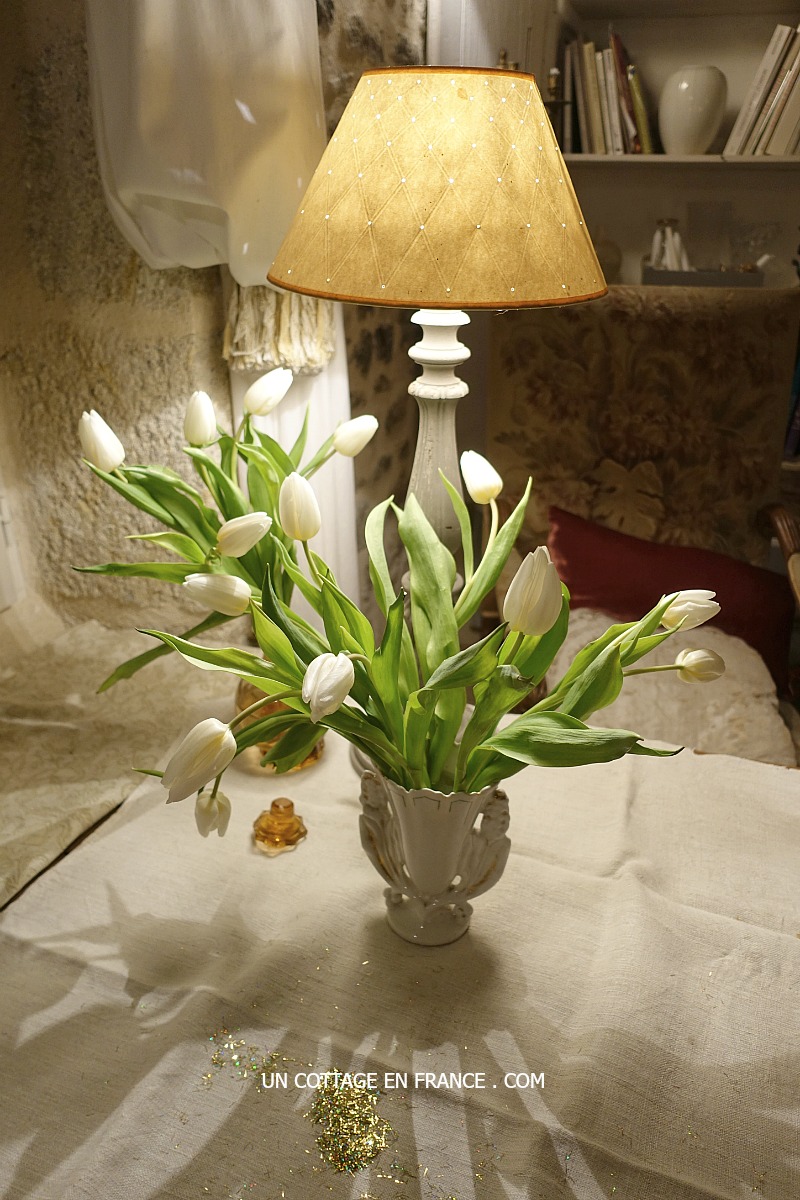 décoration table saint valentin, table arrangement valentine's day