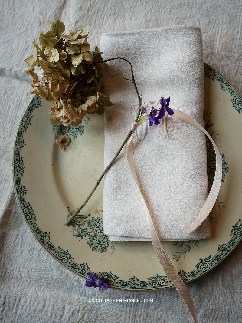 INVITATION aux couleurs romantiques des hortensias (Invitation under the romantic spell of hortensias' colours)