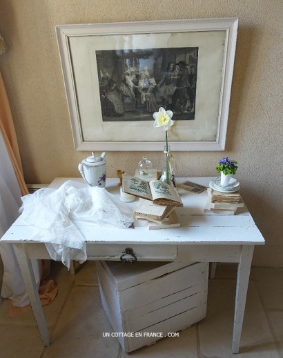 Jonquille et violettes, ça marche par étages (Daffodils and violets are a good match on different tiers)