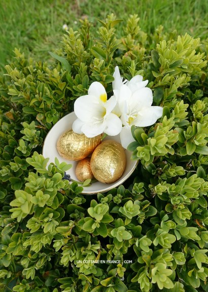#whitecottagecharm #uncottageenfrance #campagnechic #frenchinterior #frenchfarmhousestyle #frenchcountry #frenchliving #fixerupperstyle #frenchcountrycottage #allthingsfrench #frenchcottage #farmhousevignette #cottagevignette #chippypaint #frenchdecoration #fermette #countrychic #rustique #rusticdecor #decorustic #cottagedecor #maisondecampagne #campagnedecoration #countryhomemag #brocante