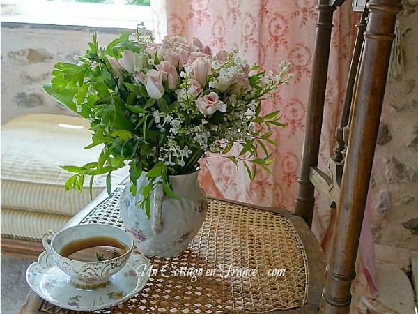 Bouquet du 1er mai : roses et muguet | May 1st Roses and Lily of the&nbsp;Valley