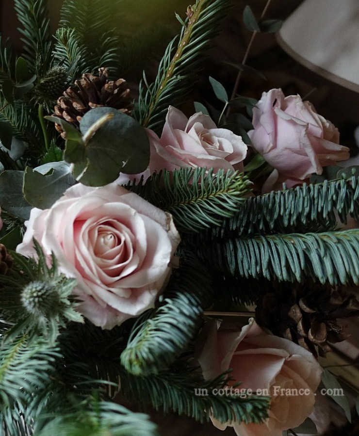 #whitecottagecharm #uncottageenfrance #campagnechic #frenchinterior #frenchfarmhousestyle #frenchcountry #frenchliving #fixerupperstyle #frenchcountrycottage #allthingsfrench #frenchcottage #farmhousevignette #cottagevignette #chippypaint #frenchdecoration #fermette #countrychic #rustique #rusticdecor #decorustic #cottagedecor #maisondecampagne #campagnedecoration #countryhomemag #brocante