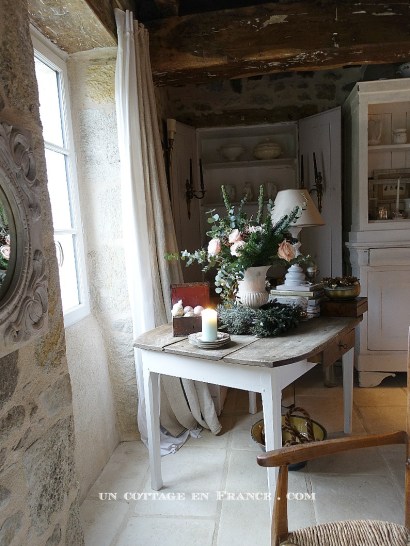 Noël en douceur : avec des roses pâles | Soft Christmas feel : with soft pink roses