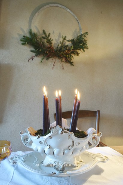 #whitecottagecharm #uncottageenfrance #campagnechic #frenchinterior #frenchfarmhousestyle #frenchcountry #frenchliving #fixerupperstyle #frenchcountrycottage #allthingsfrench #frenchcottage #farmhousevignette #cottagevignette #chippypaint #frenchdecoration #fermette #countrychic #rustique #rusticdecor #decorustic #cottagedecor #maisondecampagne #campagnedecoration #countryhomemag #brocante