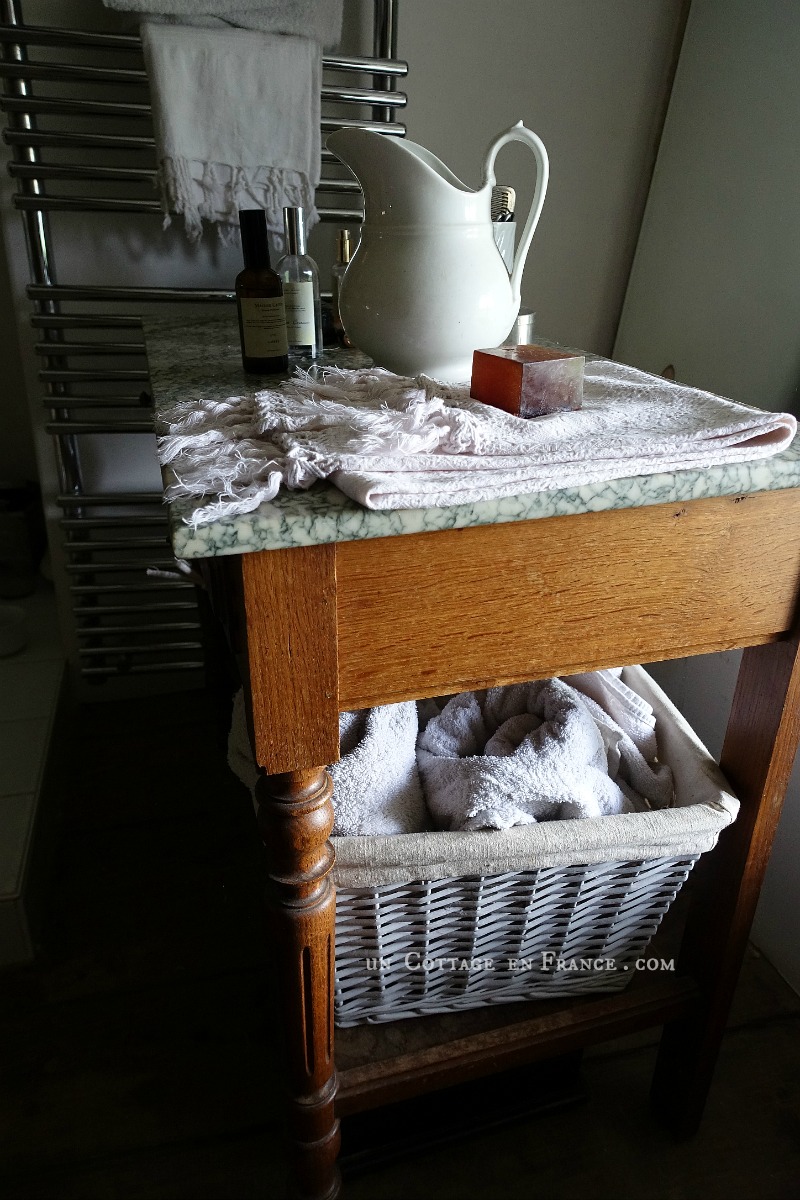 salle de bain rustique