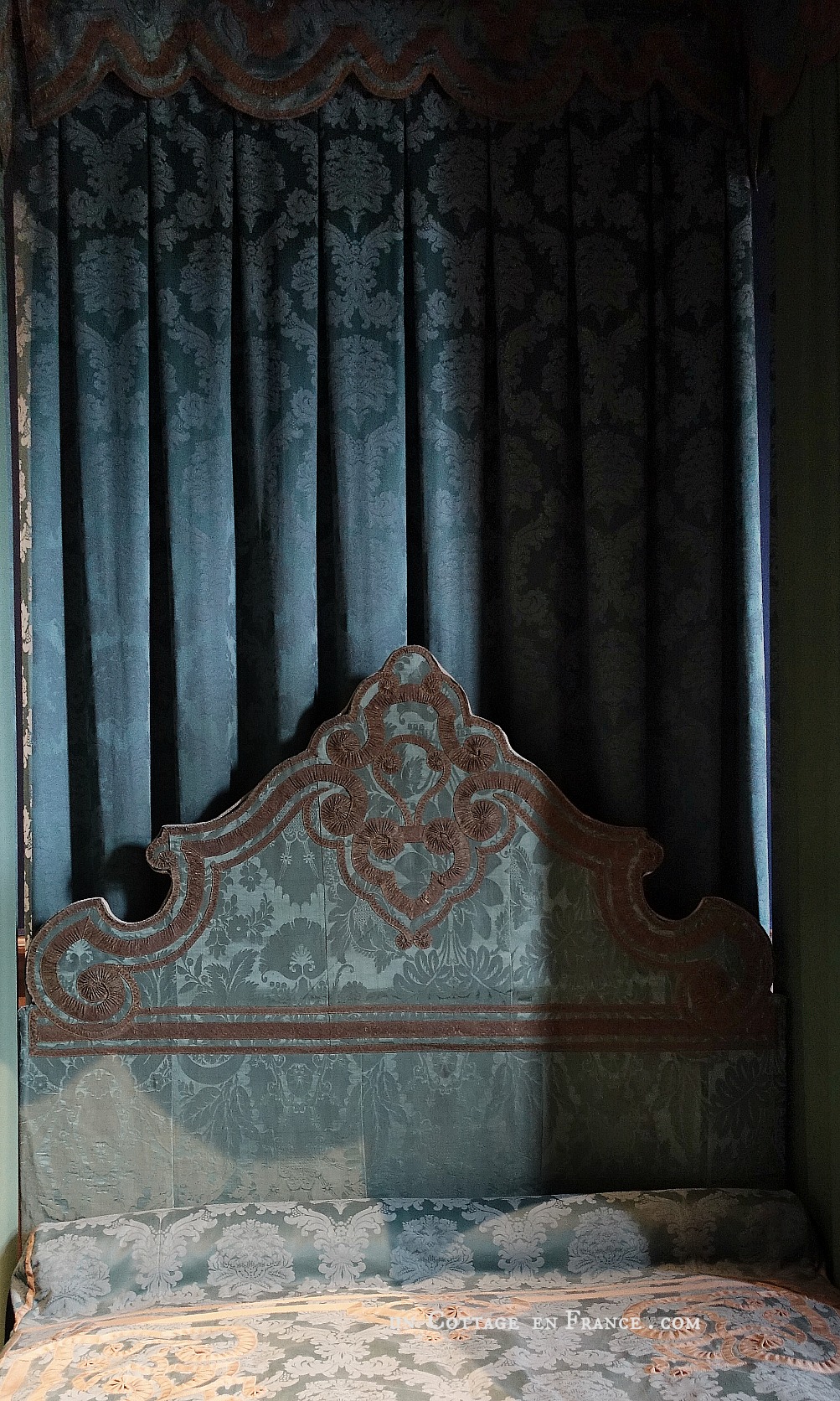 Chateau azay le rideau, chateau chic, french castle, french country chic, broderie au ruban, ribbon embroidery, french castle