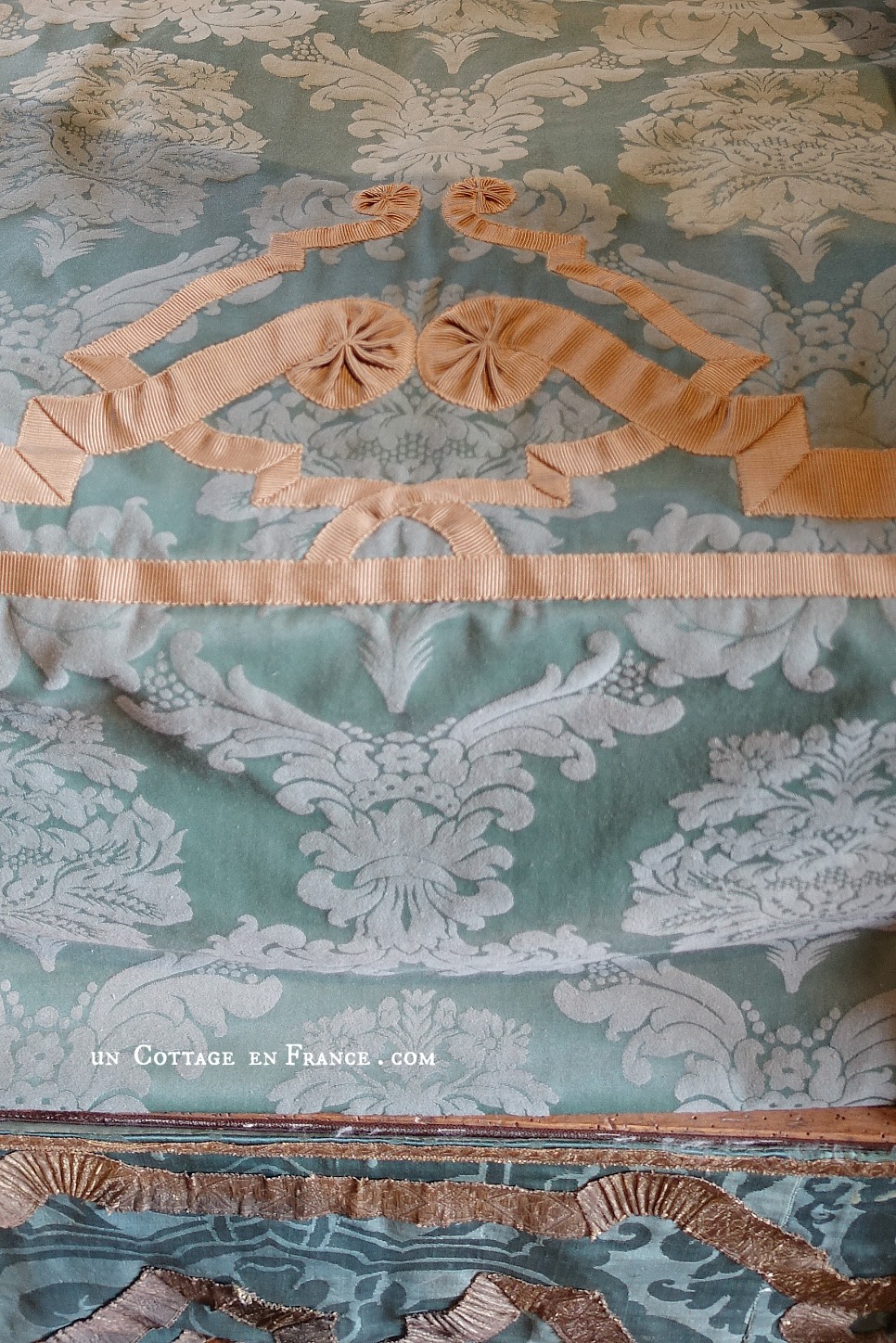 Chateau azay le rideau, chateau chic, french castle, french country chic, broderie au ruban, ribbon embroidery, french castle