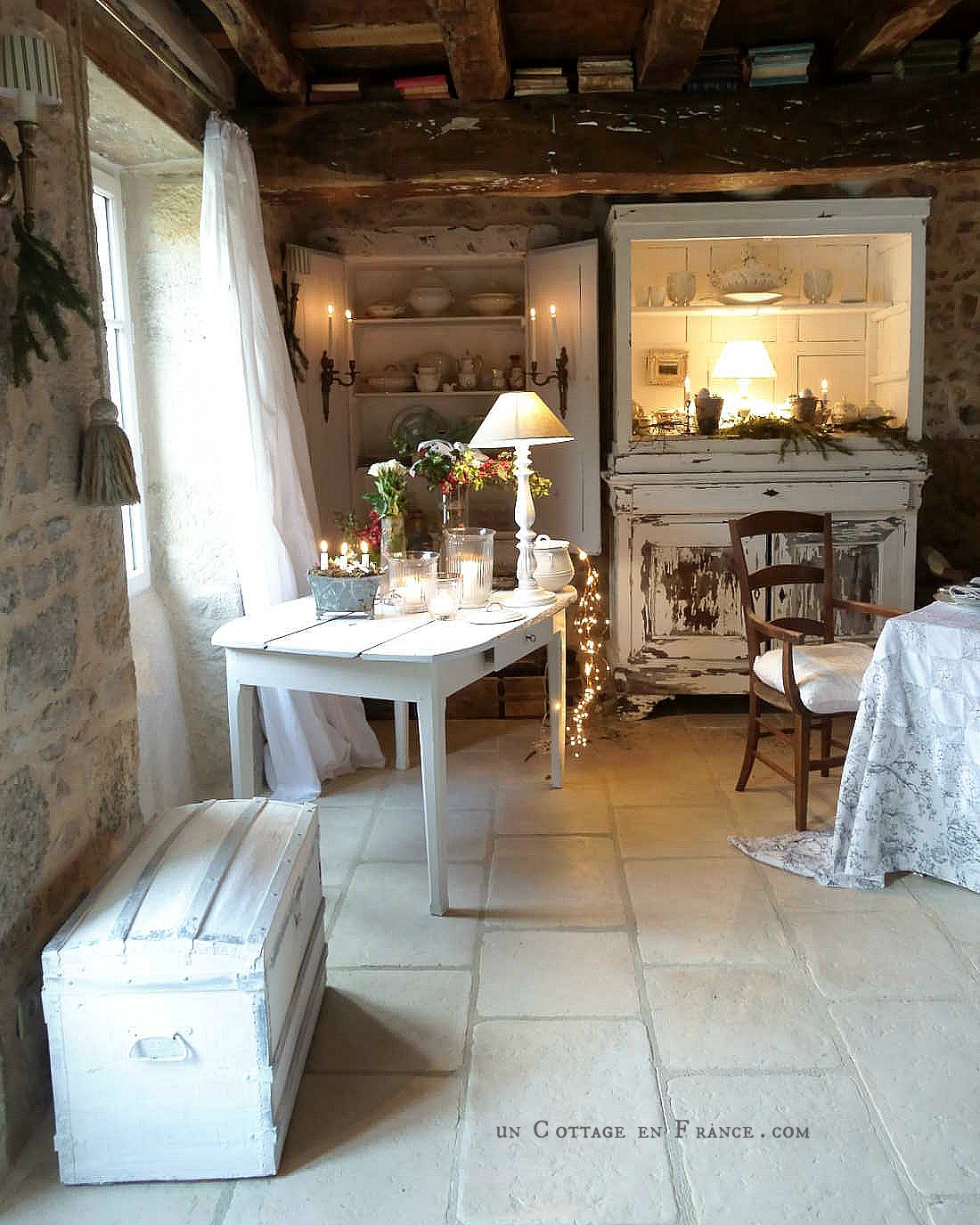 #brocante #whitecottagecharm #uncottageenfrance #campagnechic #frenchinterior #frenchfarmhousestyle#frenchcottage #shabbyhome #farmhousevignette #chippypaint #frenchdecoration #fermette #countrychic #rustique #rusticdecor #decorustic #cottagedecor #maisondecampagne #campagnedecoration #countryhomemag