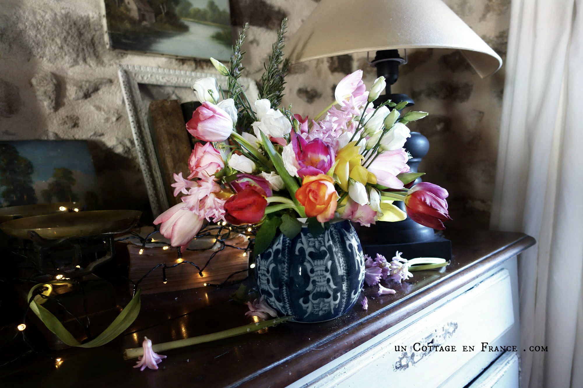 #brocante #whitecottagecharm #uncottageenfrance #campagnechic #frenchinterior #frenchfarmhousestyle#frenchcottage #shabbyhome #farmhousevignette #chippypaint #frenchdecoration #fermette #countrychic #rustique #rusticdecor #decorustic #cottagedecor #maisondecampagne #campagnedecoration #countryhomemag