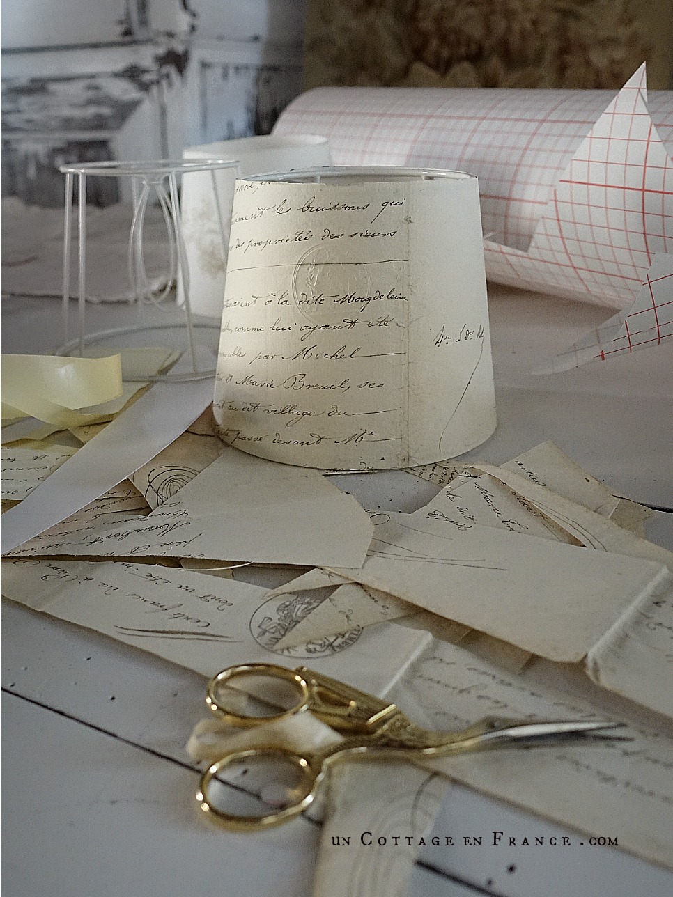 #whitecottagecharm #uncottageenfrance #campagnechic #frenchinterior #frenchfarmhousestyle #cottagecharm #cottagechic #cottageliving #shabbystyle #shabbychichome #frenchcottage #shabbyhome #farmhousevignette #cottagevignette #chippypaint #frenchdecoration #fermette #countrychic #rustique #rusticdecor #decorustic #cottagedecor #maisondecampagne #campagnedecoration #countryhomemag #brocante