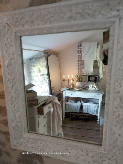 #romanticbathroom #whitecottagecharm #uncottageenfrance #campagnechic #frenchinterior #frenchfarmhousestyle #frenchcountry #frenchliving #fixerupperstyle #shabbychicbathroom #frenchcountrycottage #allthingsfrench #frenchcottage #farmhousevignette #cottagevignette #chippypaint #frenchdecoration #fermette #countrychic #rustique #rusticdecor #decorustic #cottagedecor #maisondecampagne #campagnedecoration #countryhomemag #brocante