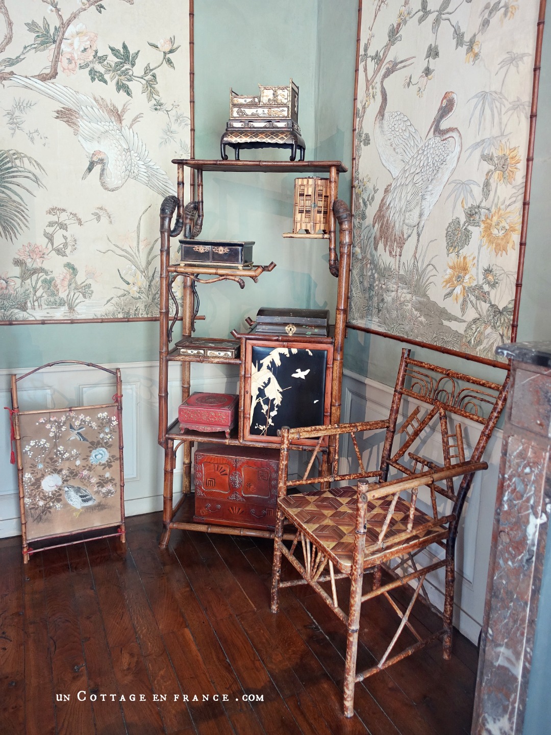 maison d'artiste, french country desig, george sand Berry, chambre romantique, décor ampagne chic bleu, french farmhouse style
