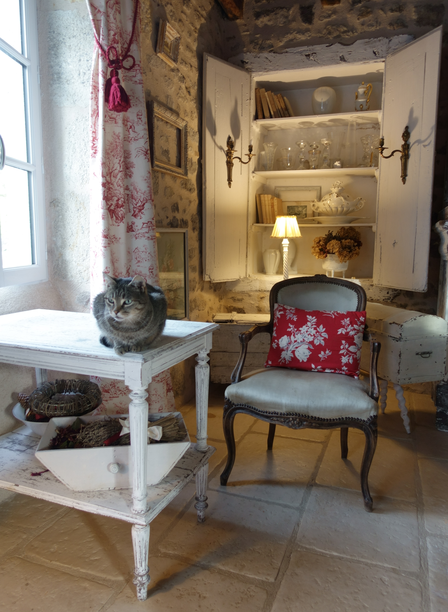 French Farmhouse Style Transformation: From Nordic White to Soft French Tones