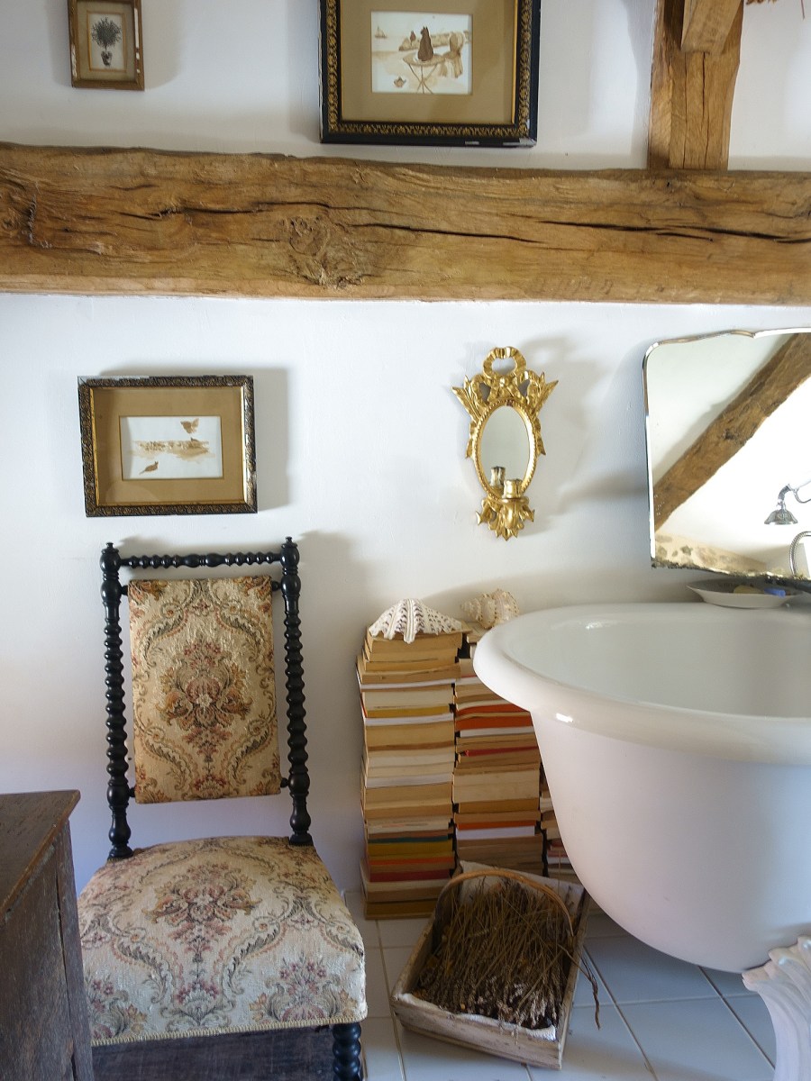 Style grenier chic dans la salle de bain | Attic Chic Mood in the&nbsp;Bathroom
