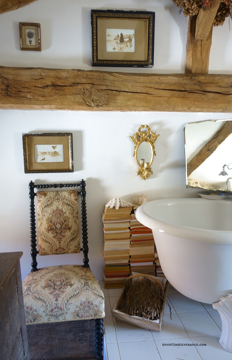Style grenier chic dans la salle de bain | Attic Chic Mood in the&nbsp;Bathroom