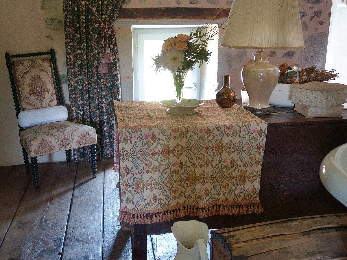 Style grenier chic dans la salle de bain | Attic Chic Mood in the&nbsp;Bathroom